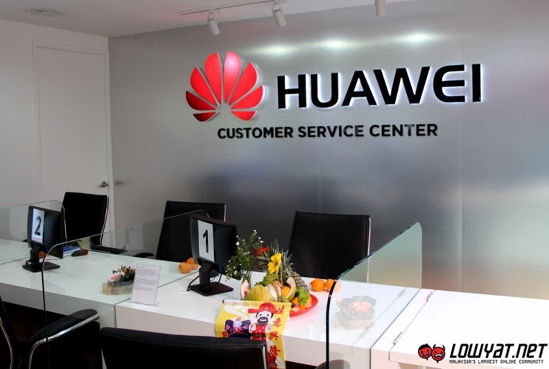 Huawei Malaysia Opens 1st Exclusive Service Centre; Pick 