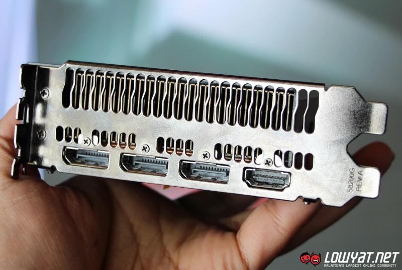 AMD-Radeon-R9-Nano-Eyes-On-02.jpg
