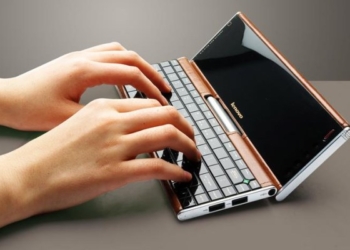 Lenovo Pocket Yoga Concept