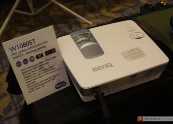 BenQ W1080ST Full HD Short Throw Projector