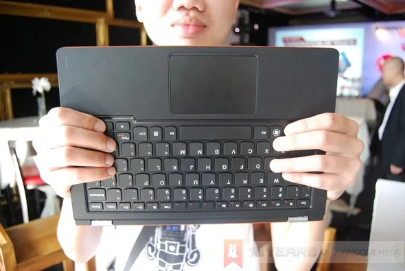 lenovo-ideapad-yoga-tablet