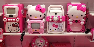 CES 2013 Hello Kitty 1