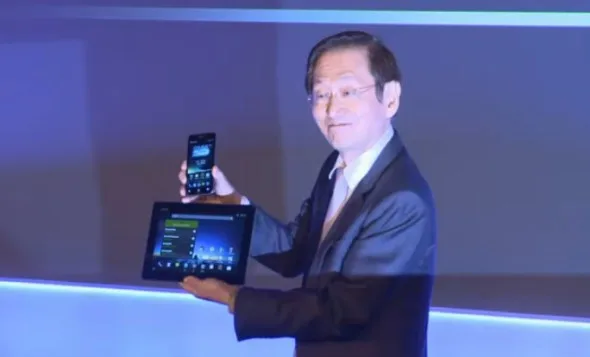 Asus Padfone Infinity at MWC 2013
