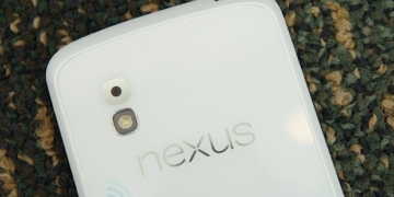 Official White Nexus 4