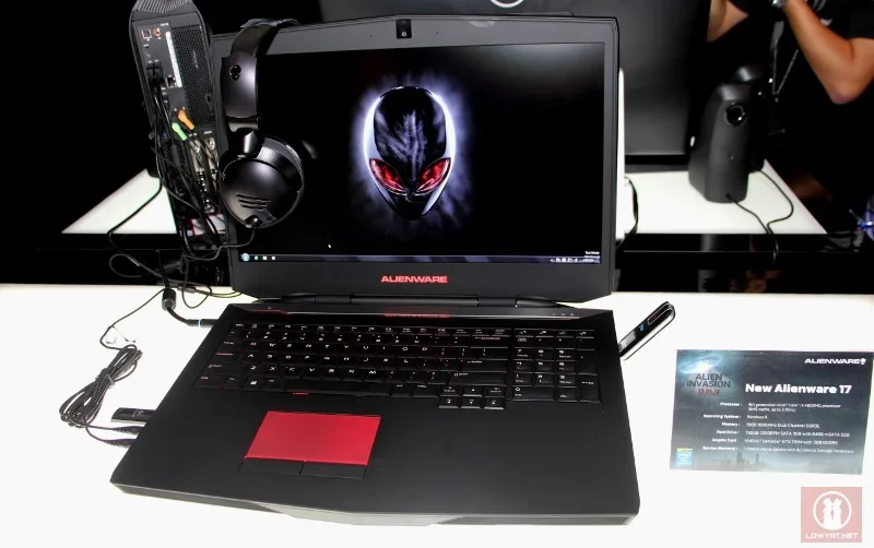 Alienware 17