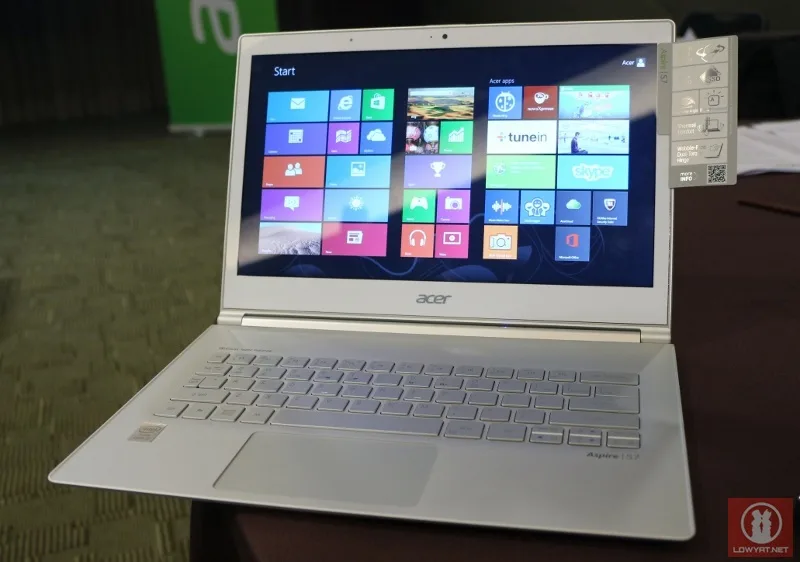 2013 Acer Aspire S7 Ultrabook