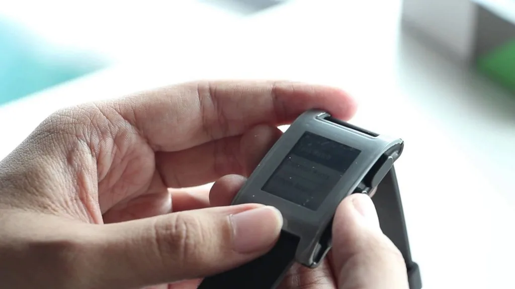 Review: Pebble Smartwatch