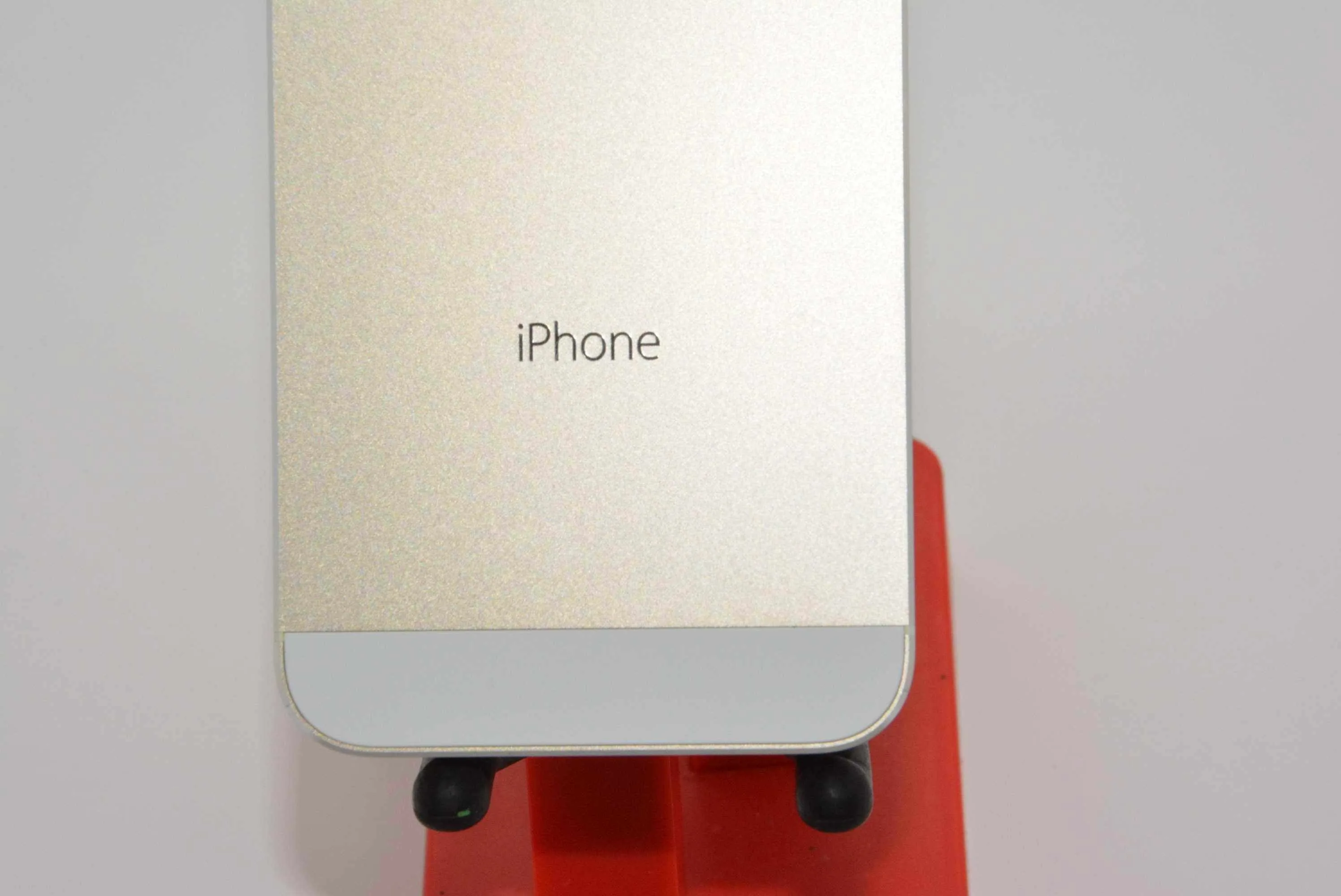 Gold iPhone 5S 4