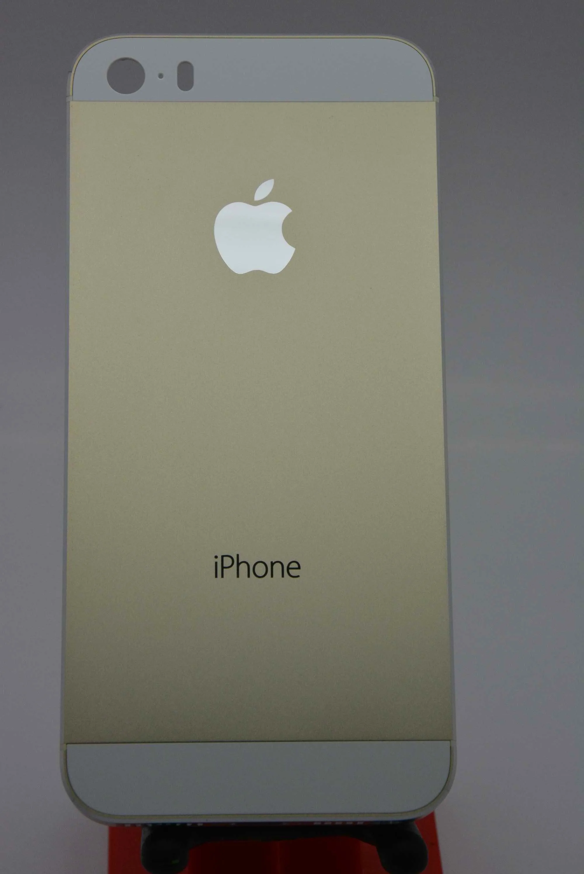 Gold iPhone 5S 6
