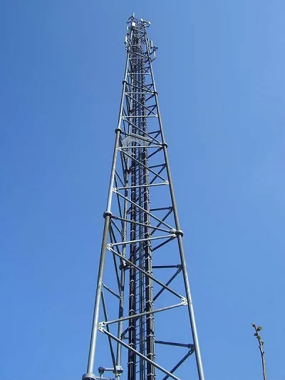 Cellphone_aerial_mast