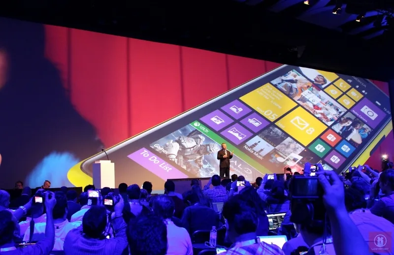 Nokia Lumia 1520 01
