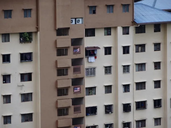 QX10 After 10x Zoom copy