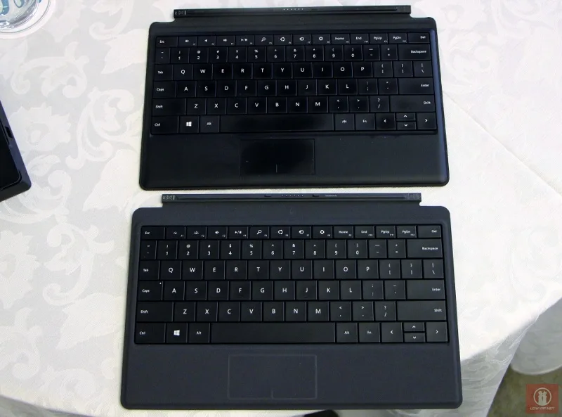 Type Cover 2 for Microsoft Surface 05
