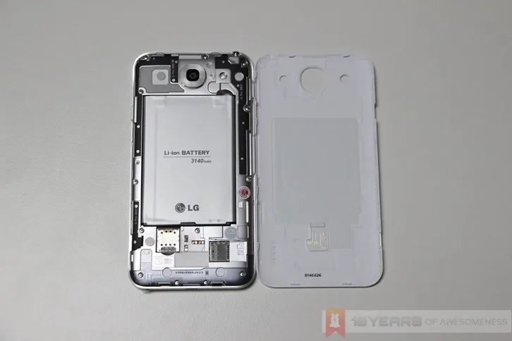 lg-optimus-g-pro-25