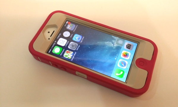 Review: OtterBox Defender and Armor Series for iPhone 5/5S 