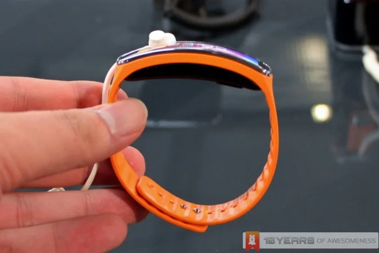 samsung-gear-fit-11