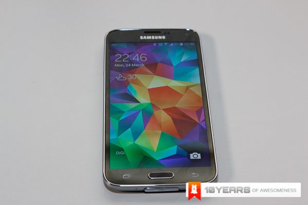 Samsung Galaxy S5-12