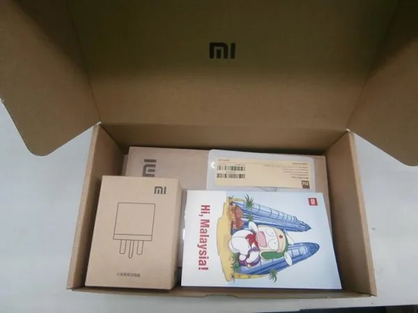 Xiaomi Mi 3 Package For Malaysia