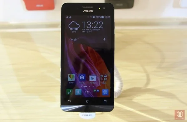 ASUS ZenFone 5 Preview 02