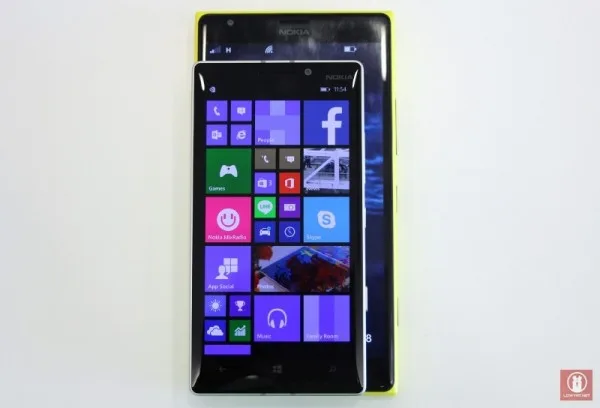 Hands On Nokia Lumia 930 02