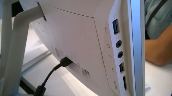 Lenovo C470 Back
