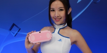 Sony PS Vita Light Pink White 01