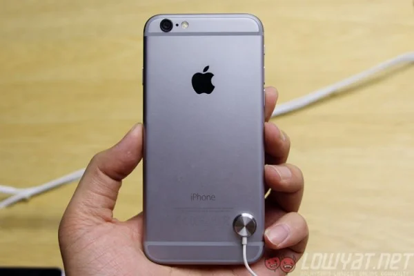 iphone-6-space-grey-2