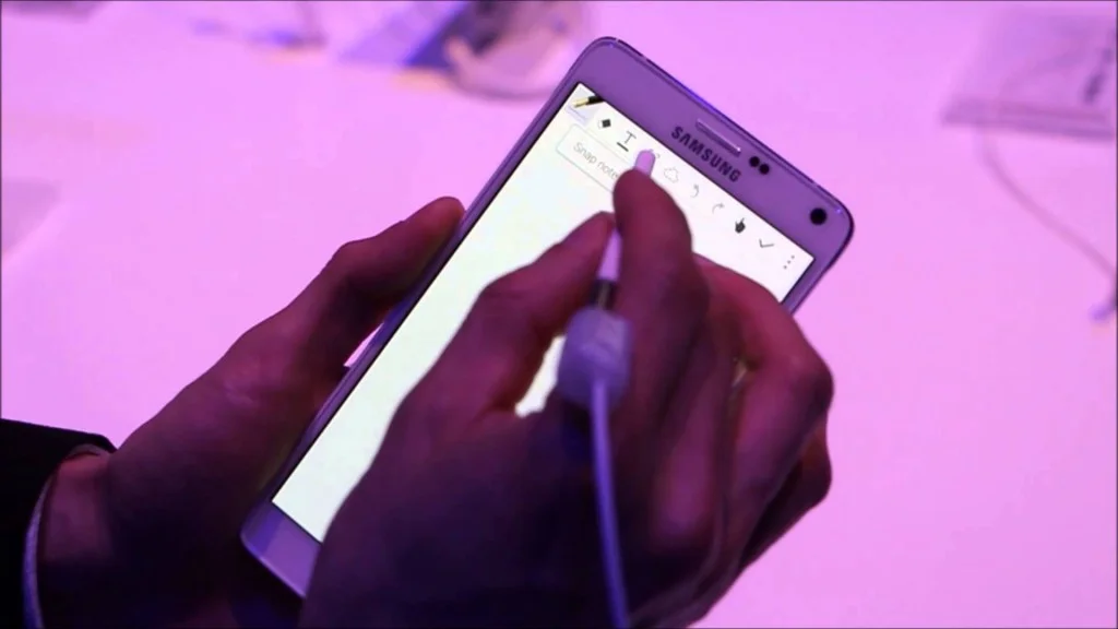 [Update: Now with Video!] Hands On: Samsung Galaxy Note 4 & Galaxy Note Edge