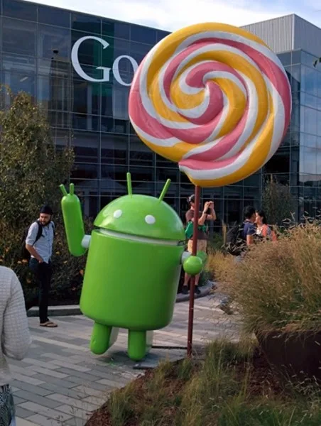 Android Lollipop Statue
