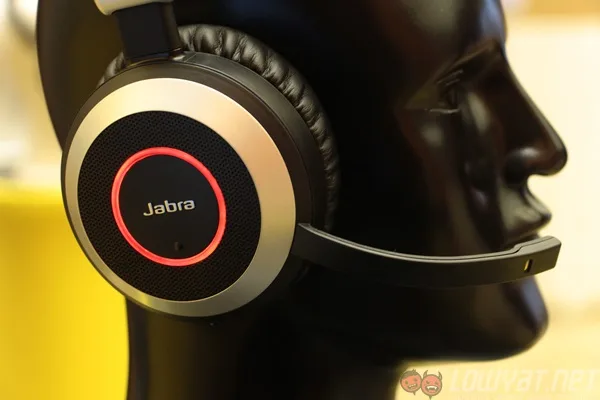 Jabra Evolve 80 close
