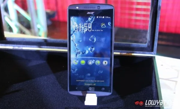 Acer Liquid E700 Quick Look 02