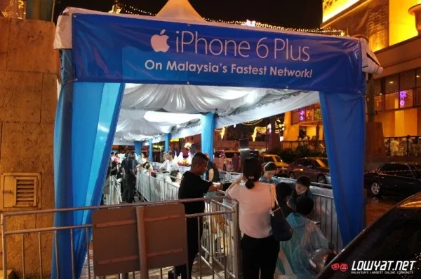Celcom iPhone 6 and iPhone 6 Plus Midnight Launch 02