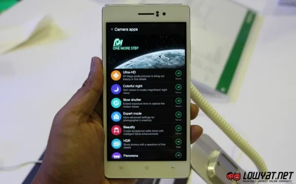 Oppo R5 Hands On 16