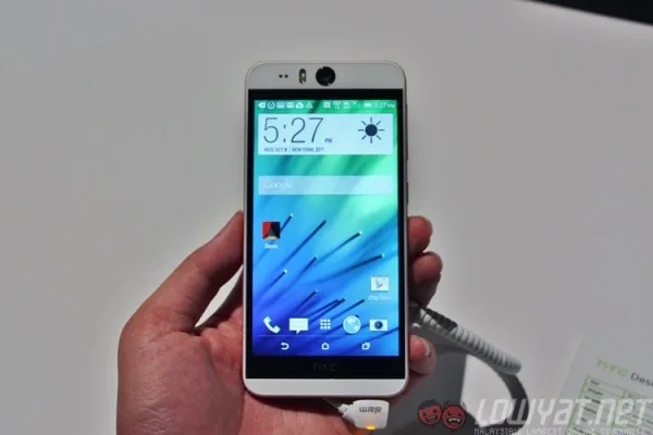 htc-desire-eye-11