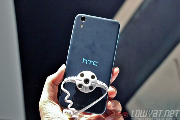 htc-desire-eye-3