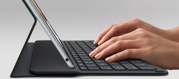 logitech type+ 1