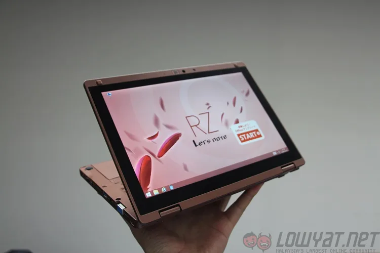 Quick Look: Panasonic Let's Note CF-RZ4, the 745g Hybrid Laptop