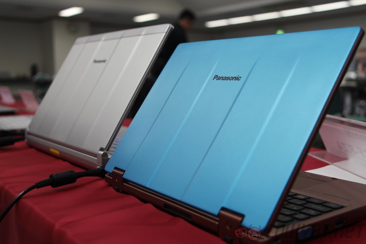 panasonic-lets-note-cf-rz4-9 - Lowyat.NET