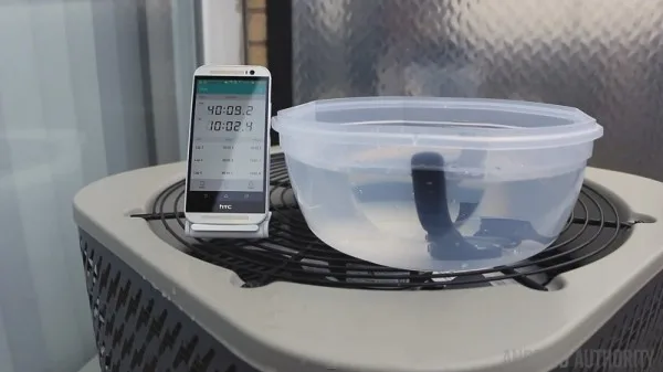 moto-360-durability-test-2