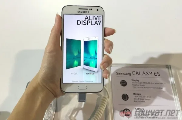 Galaxy E5 Hands On
