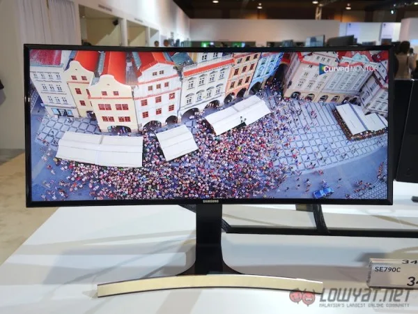 Samsung Curved Monitor