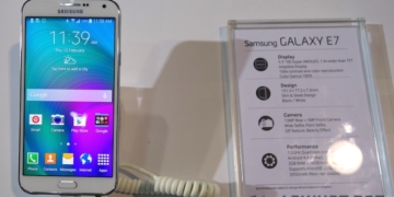 Samsung Galaxy E71