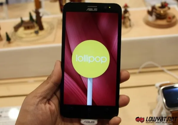 ASUS Zenfone 2 MWC 2015 02