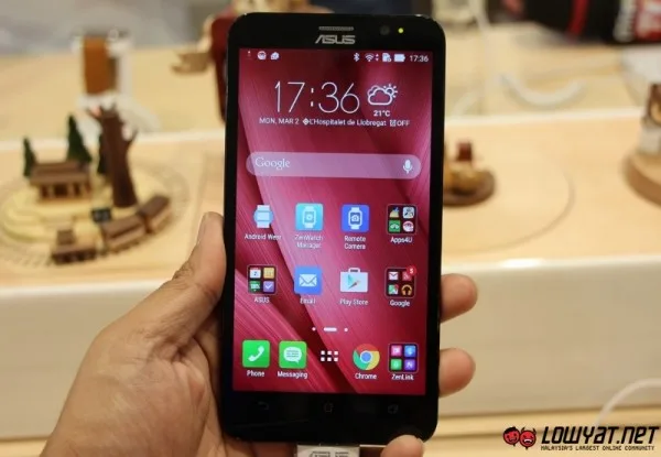 ASUS Zenfone 2 ZE551ML MWC 2015 01