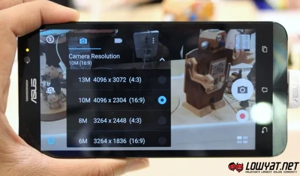 ASUS Zenfone 2 ZE551ML MWC 2015 37