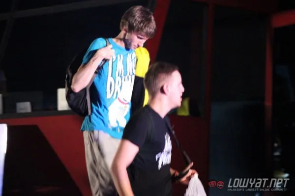 Dendi leaving