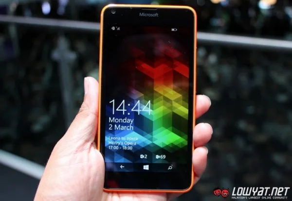 Microsoft Lumia 640 Hands On 21