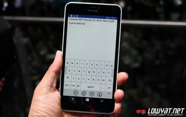 Microsoft Lumia 640 XL Hands On 16