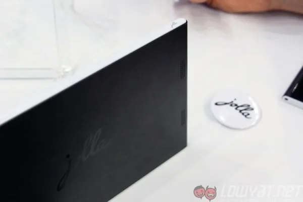 jolla-tablet-10