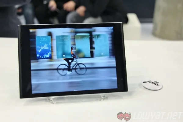 jolla-tablet-2